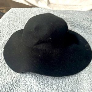 FINAL - Felt rimmed hat - BLACK